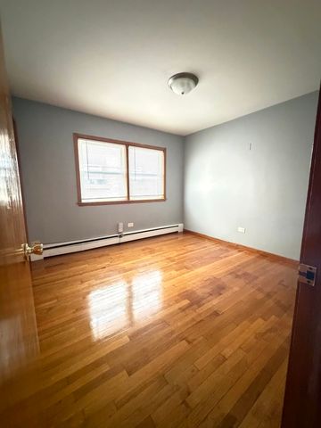 7732 W ADDISON Street 1, Chicago, IL 60634
