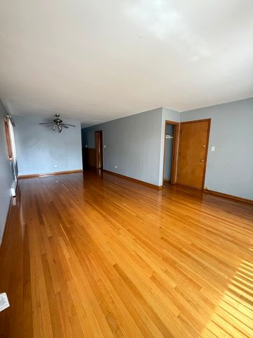 7732 W ADDISON Street 1, Chicago, IL 60634