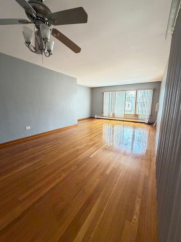 7732 W ADDISON Street 1, Chicago, IL 60634