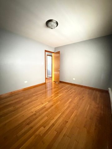 7732 W ADDISON Street 1, Chicago, IL 60634