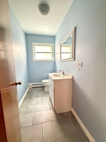 7732 W ADDISON Street 1, Chicago, IL 60634