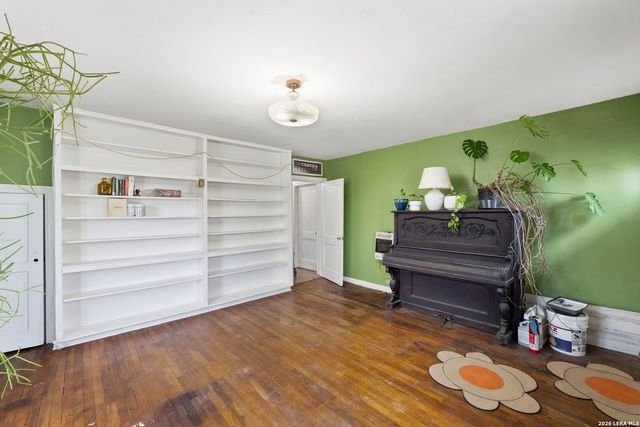 625 Hammond, San Antonio, TX 78210