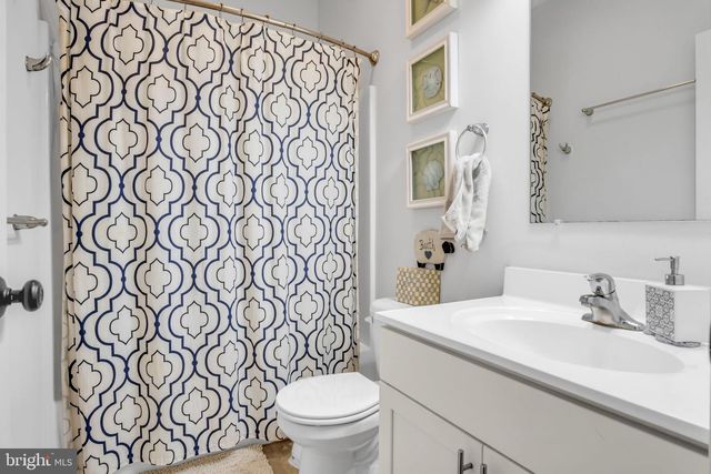 110 FREYS RD, Elizabethtown, PA 17022