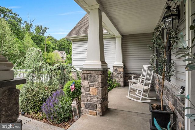 110 FREYS RD, Elizabethtown, PA 17022
