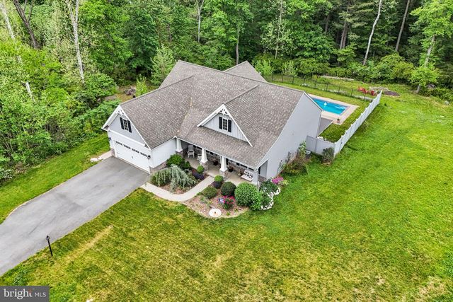 110 FREYS RD, Elizabethtown, PA 17022