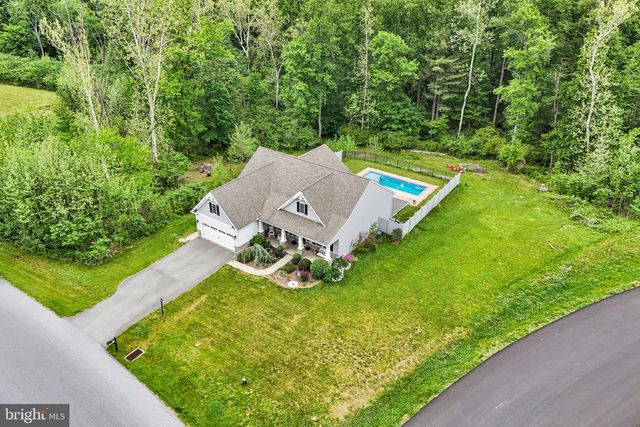 110 FREYS RD, Elizabethtown, PA 17022