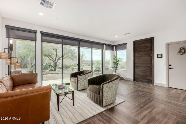 2311 N 58TH Street, Scottsdale, AZ 85257