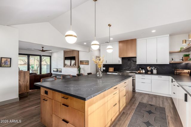 2311 N 58TH Street, Scottsdale, AZ 85257