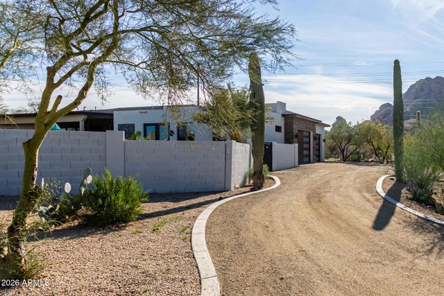 2311 N 58TH Street, Scottsdale, AZ 85257