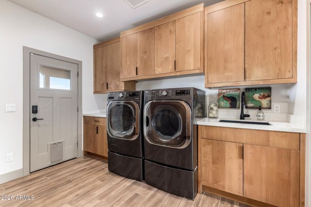 2311 N 58TH Street, Scottsdale, AZ 85257