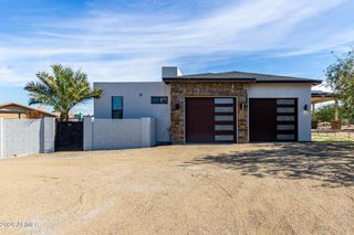 2311 N 58TH Street, Scottsdale, AZ 85257