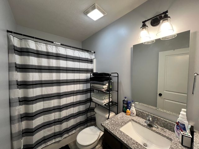 1121 HARMONY Street, Council Bluffs, IA 51503