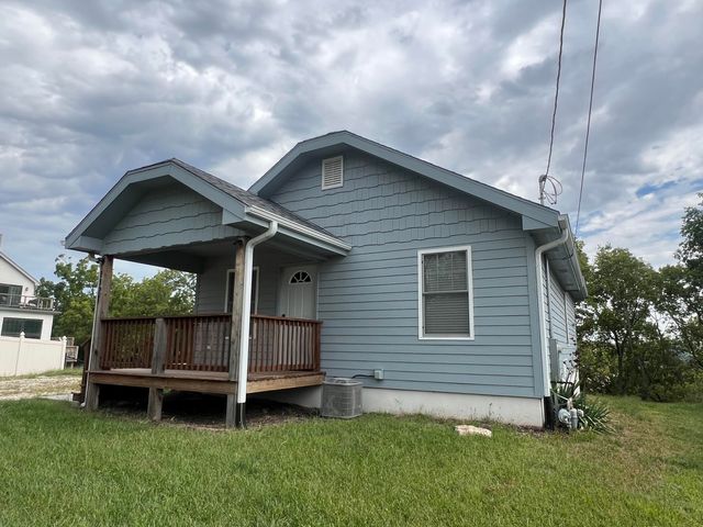 1121 HARMONY Street, Council Bluffs, IA 51503