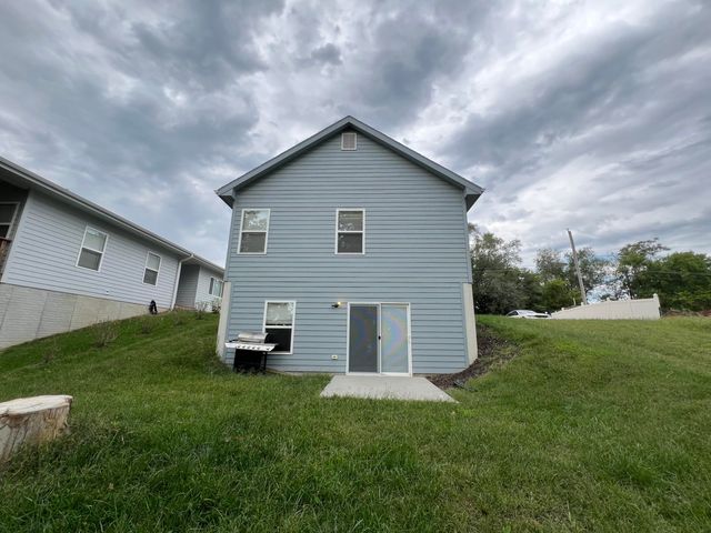 1121 HARMONY Street, Council Bluffs, IA 51503