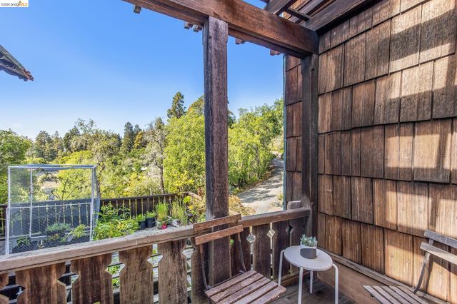 2501 ROSE WALK, Berkeley, CA 94708