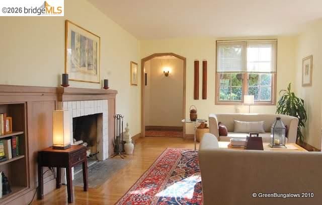 2501 ROSE WALK, Berkeley, CA 94708