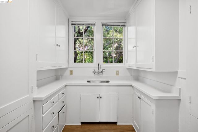 2501 ROSE WALK, Berkeley, CA 94708