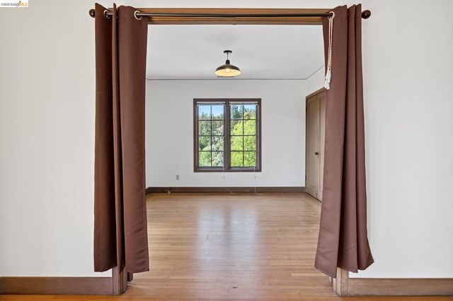 2501 ROSE WALK, Berkeley, CA 94708