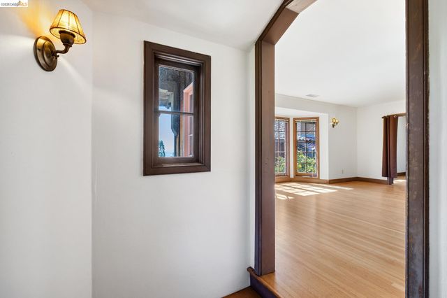 2501 ROSE WALK, Berkeley, CA 94708