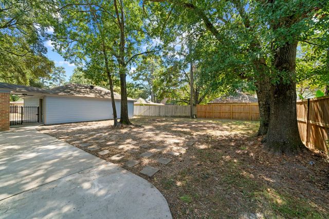 12303 Christy Mill Court, Houston, TX 77070