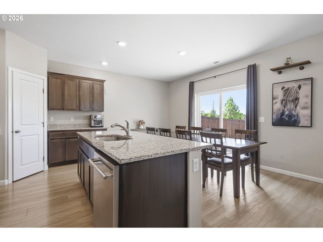 1940 Nw 23RD St, Mc Minnville, OR 97128