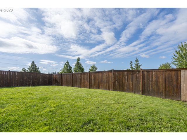 1940 Nw 23RD St, Mc Minnville, OR 97128