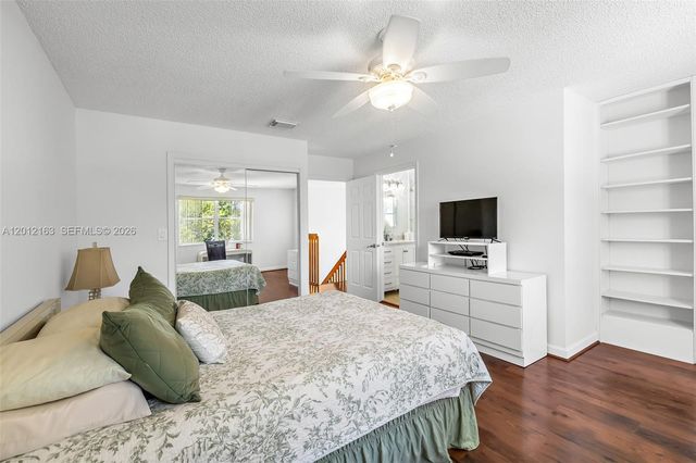 1910 NW 180th Way, Pembroke Pines, FL 33029