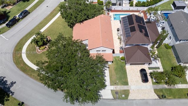 1910 NW 180th Way, Pembroke Pines, FL 33029