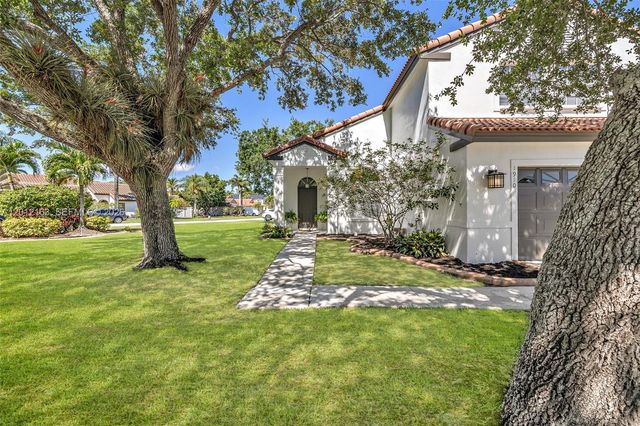 1910 NW 180th Way, Pembroke Pines, FL 33029