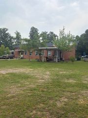 182 Thrush Dr, Gilmer, TX 75645