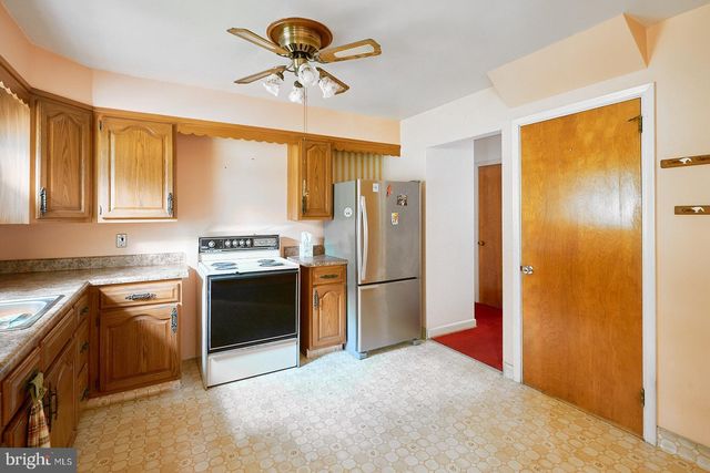 18 ARDMORE AVE, Reading, PA 19607