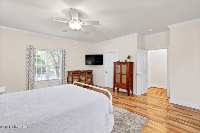 302 Pecan Court, Hampstead, NC 28443