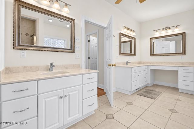 302 Pecan Court, Hampstead, NC 28443