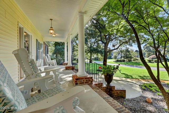 302 Pecan Court, Hampstead, NC 28443