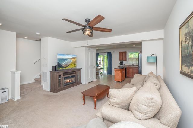 126 Fernside Court, Greenville, SC 29617