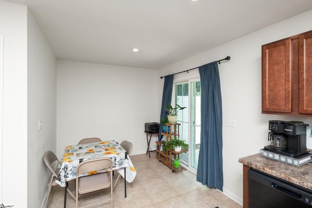 126 Fernside Court, Greenville, SC 29617