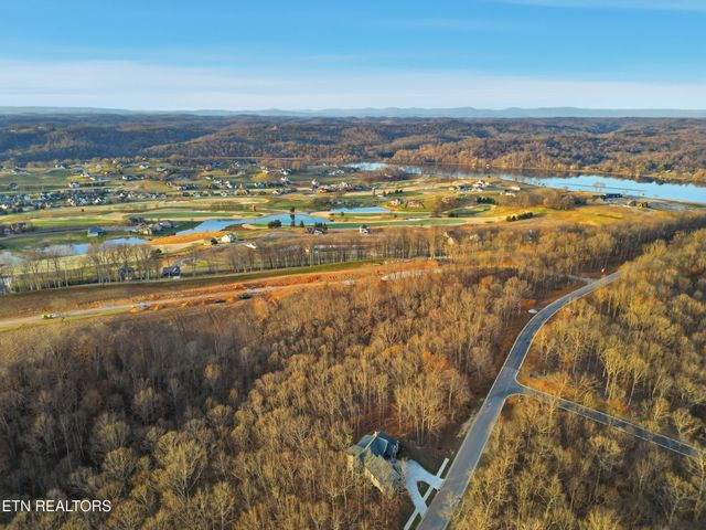 2399 Old Dogwood Tr, Loudon, TN 37774