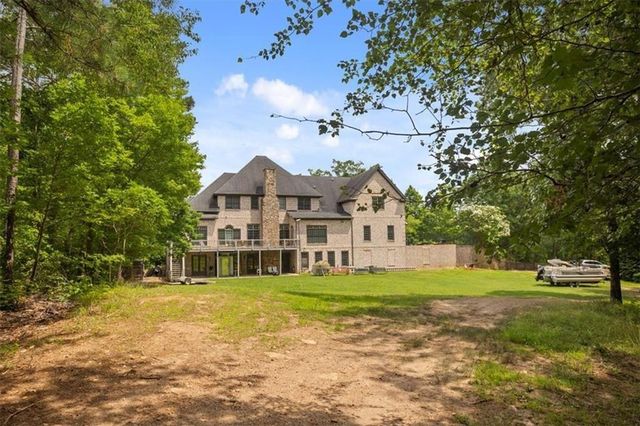 7945 Reinhardt College Parkway, Waleska, GA 30183