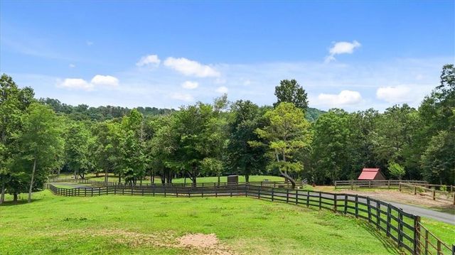 7945 Reinhardt College Parkway, Waleska, GA 30183