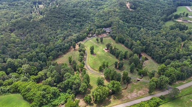 7945 Reinhardt College Parkway, Waleska, GA 30183
