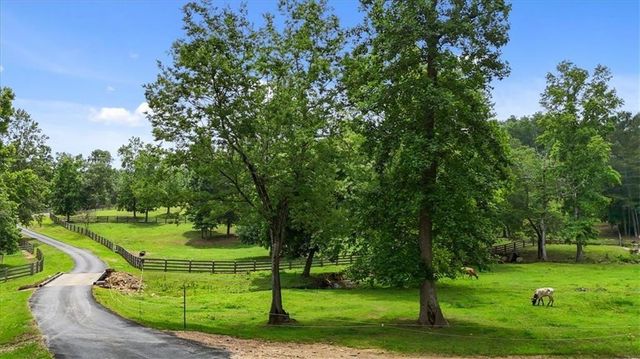 7945 Reinhardt College Parkway, Waleska, GA 30183