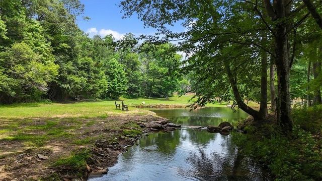 7945 Reinhardt College Parkway, Waleska, GA 30183