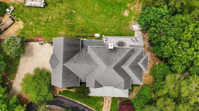 7945 Reinhardt College Parkway, Waleska, GA 30183
