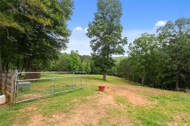 7945 Reinhardt College Parkway, Waleska, GA 30183