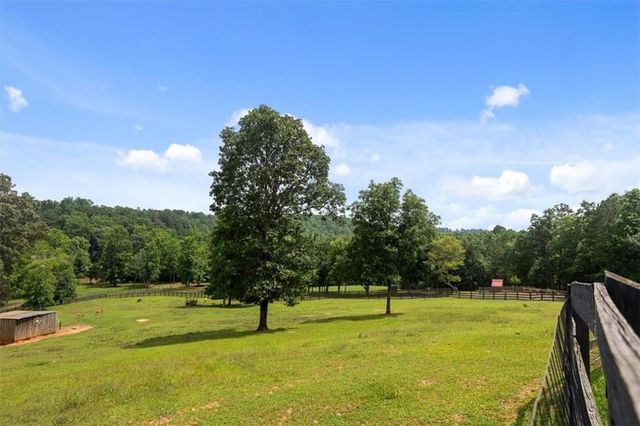 7945 Reinhardt College Parkway, Waleska, GA 30183