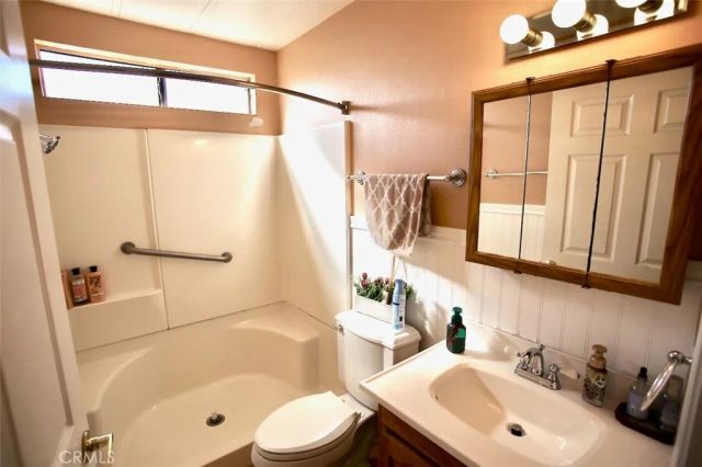 23301 Ridge Route 47, Laguna Hills, CA 92653