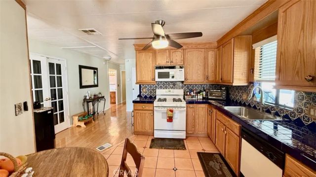 23301 Ridge Route 47, Laguna Hills, CA 92653