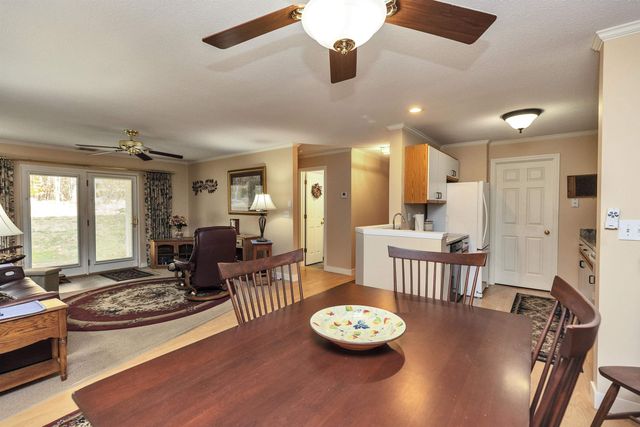 39 Windsor Ct Unit B, Keene, NH 03431