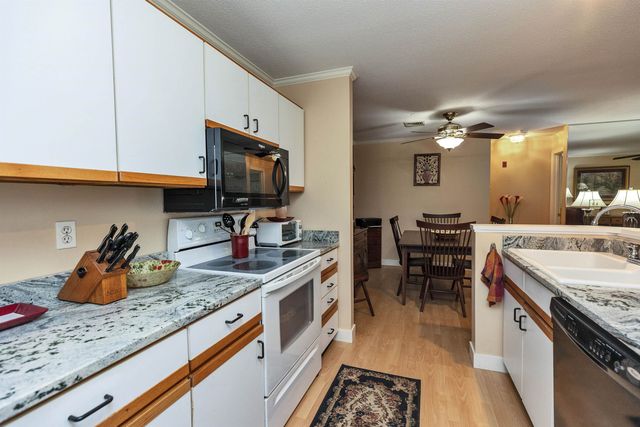 39 Windsor Ct Unit B, Keene, NH 03431