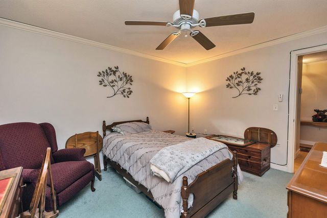 39 Windsor Ct Unit B, Keene, NH 03431